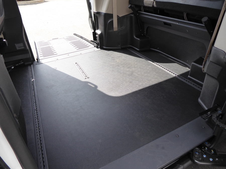 Used 2023 Chrysler Pacifica Touring L - BraunAbility Side Entry Fold Out Automatic Ramp