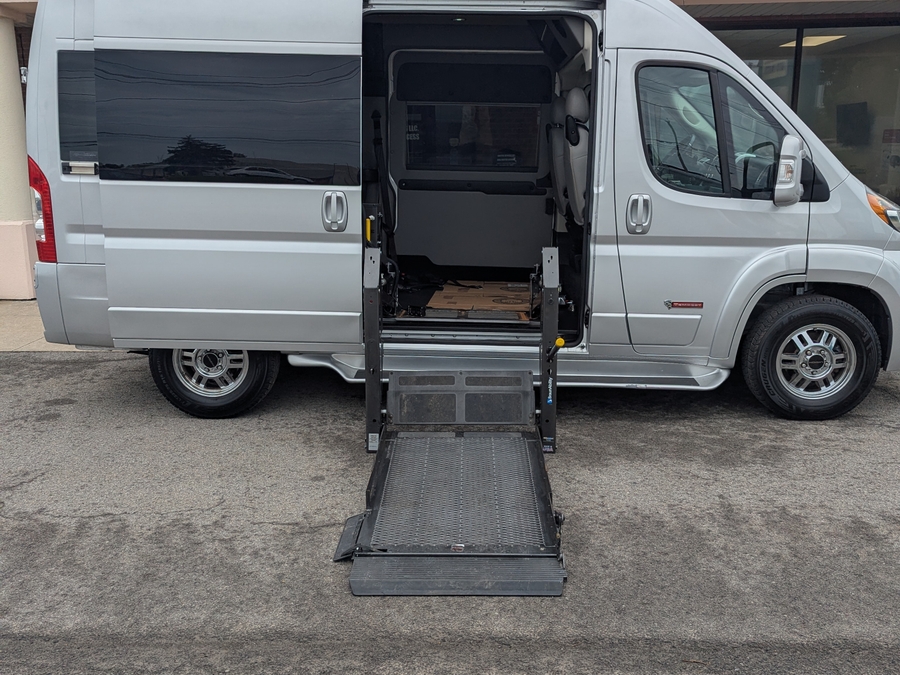 Used 2020 Ram ProMaster 2500 136 WB - TEM Side Entry Entry Lift Automatic Ramp
