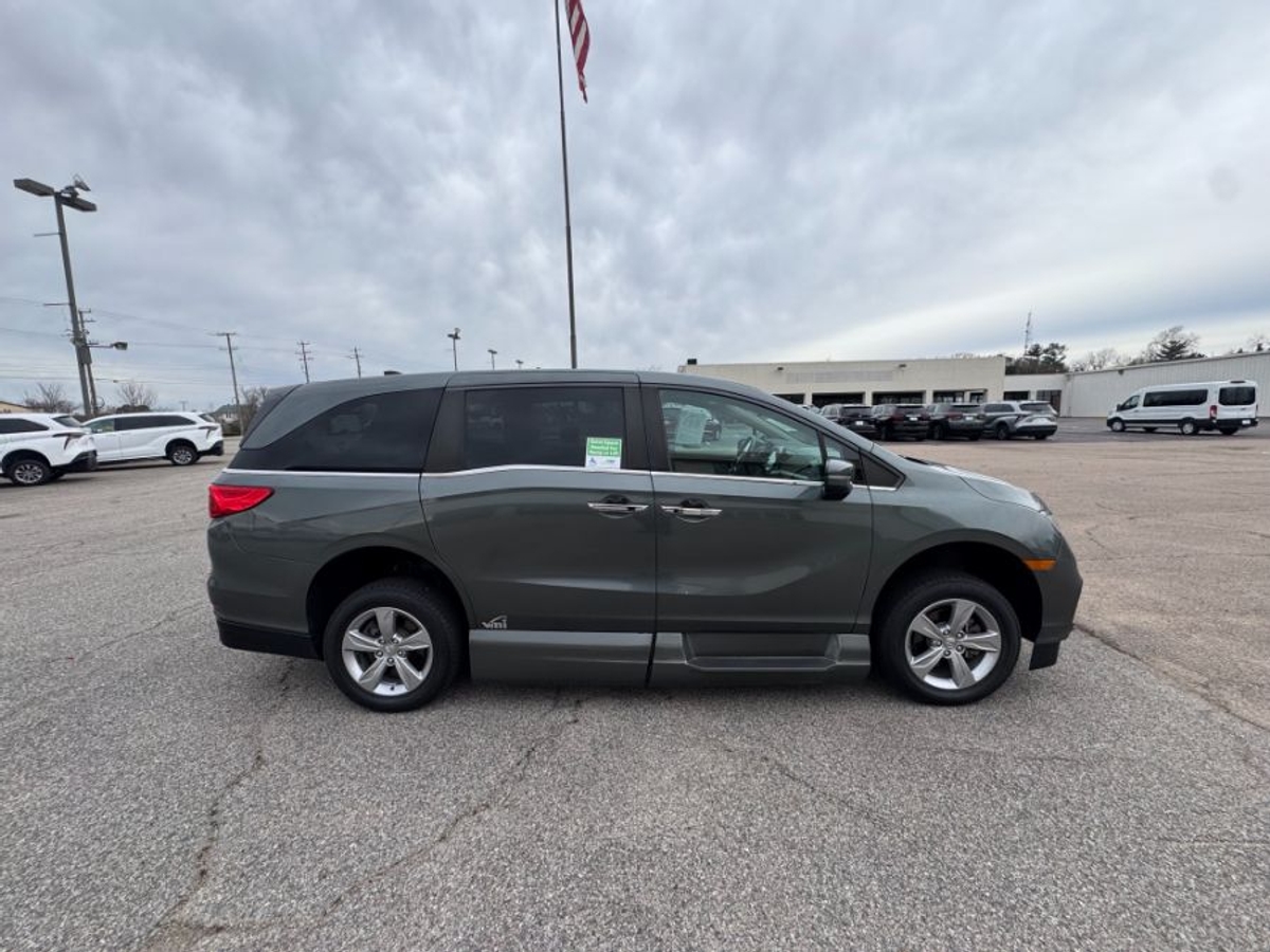  Honda Odyssey image number 4