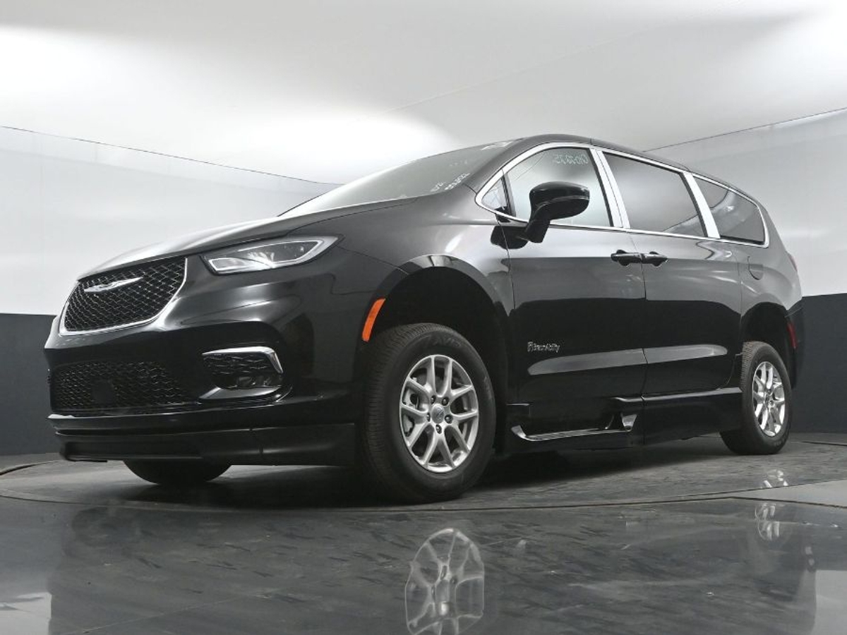 2025 CHRYSLER PACIFICA - Image 20