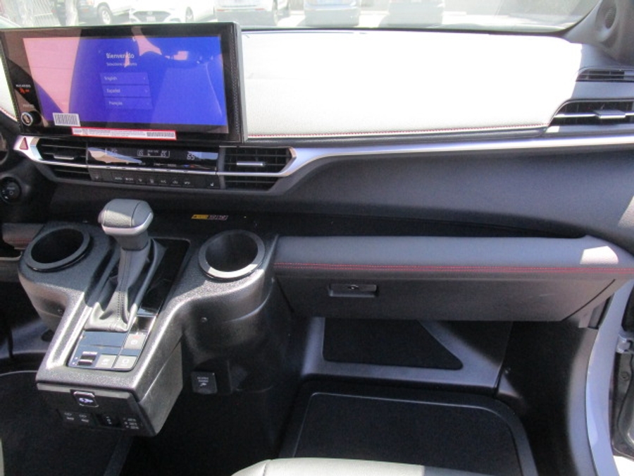 New 2026 Toyota Sienna Hybrid XSE Sport - BraunAbility Side Entry Entry Fold Out Automatic Ramp