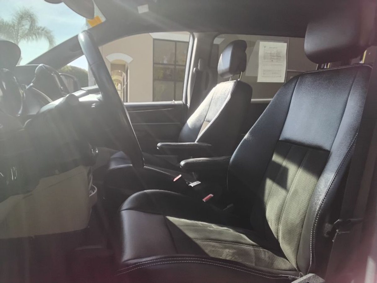 2019 DODGE GRAND CARAVAN - Image 14