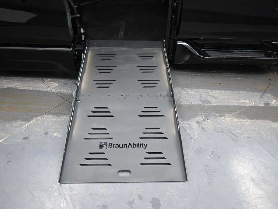 Black Toyota Sienna image number 10