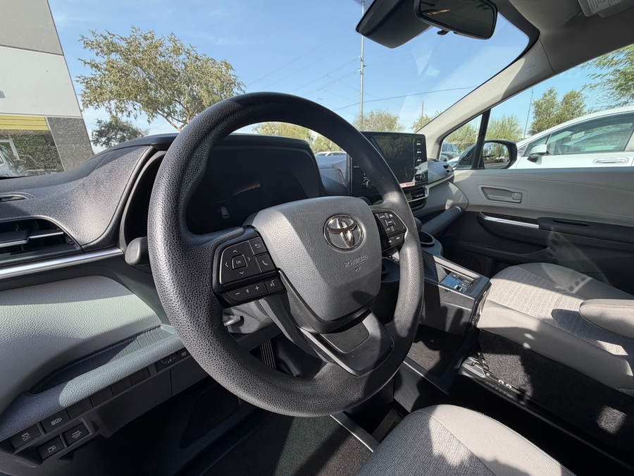 Used 2024 Toyota Sienna Hybrid LE - BraunAbility Side Entry Fold Out Automatic Ramp