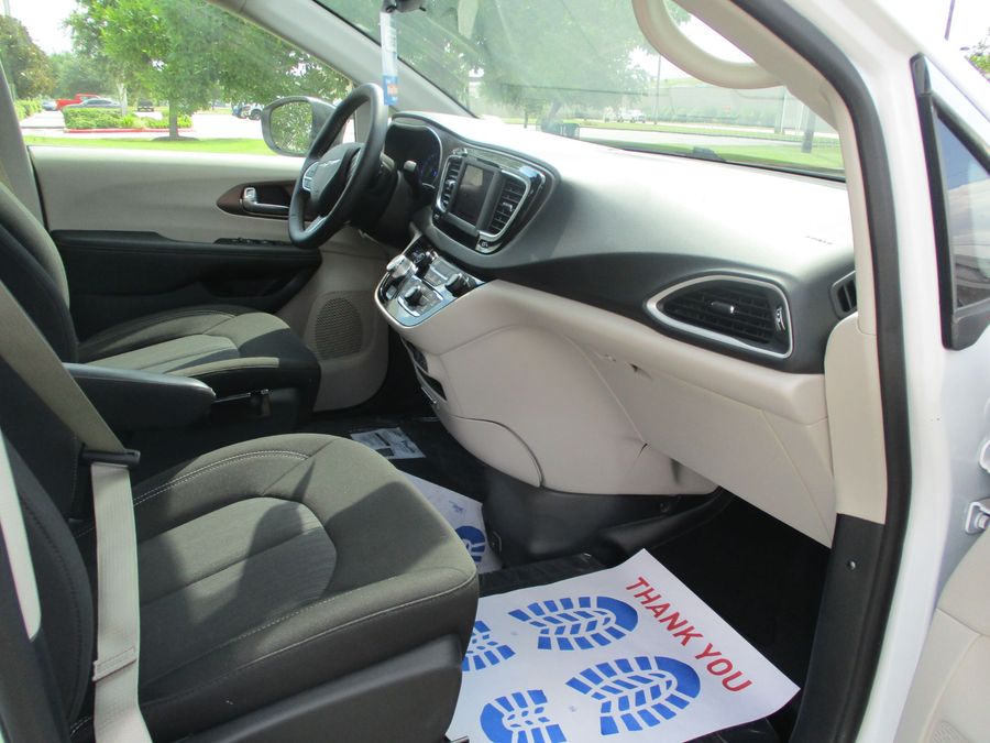 Used 2024 Chrysler Voyager LX - BraunAbility Side Entry Entry In Floor Automatic Ramp