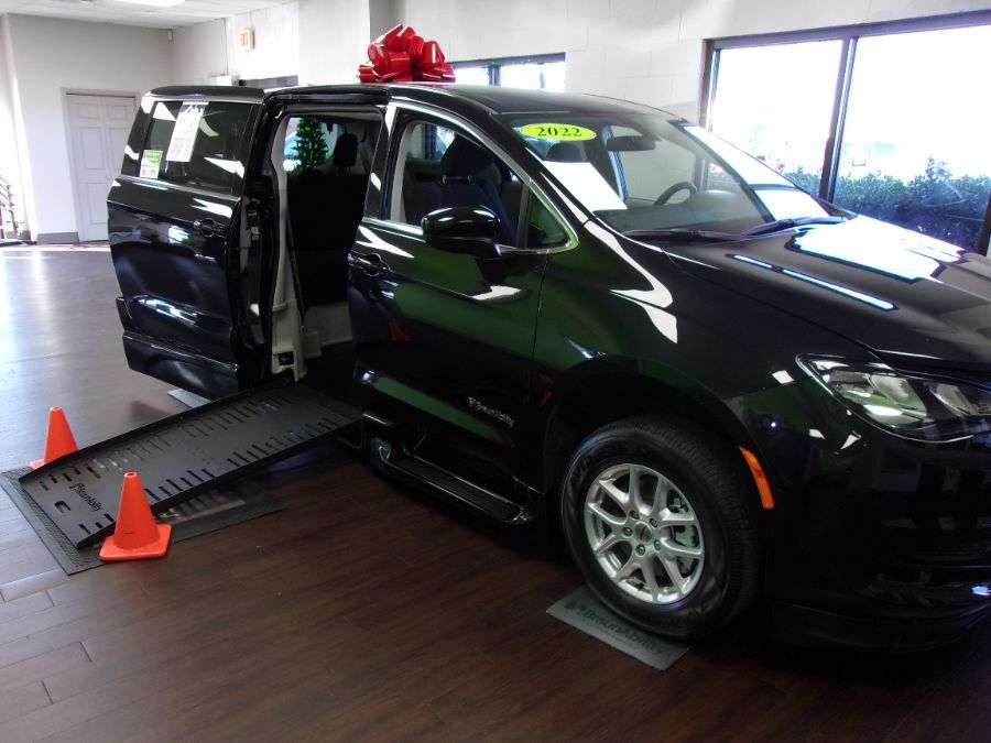 Chrysler Voyager negro imagen número 6