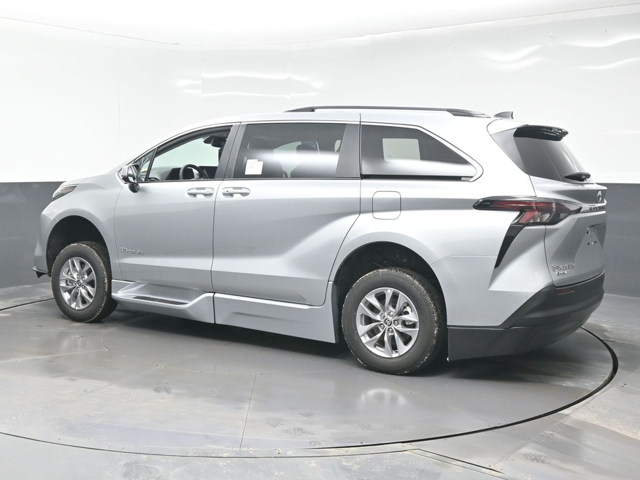 Silver Toyota Sienna with Side Entry Automatic Fold Out ramp