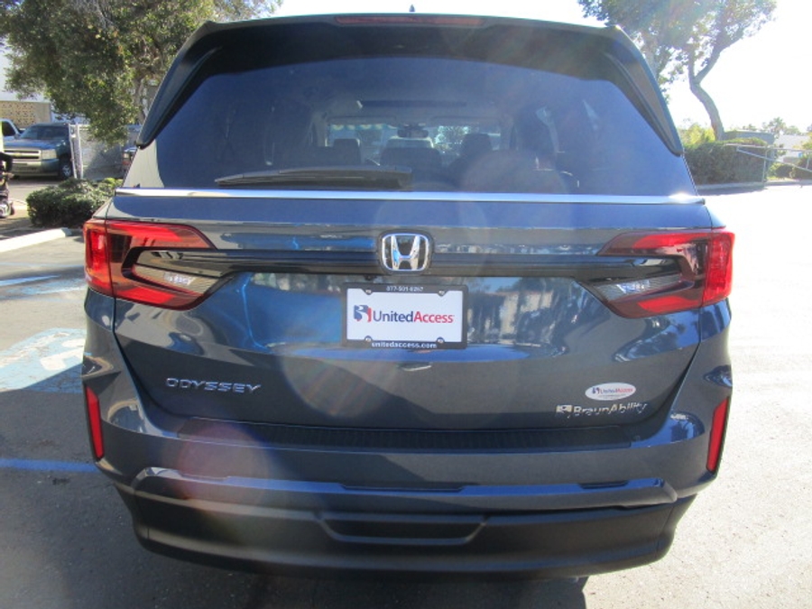 New 2026 Honda Odyssey EX-L - BraunAbility Side Entry Entry In Floor Automatic Ramp