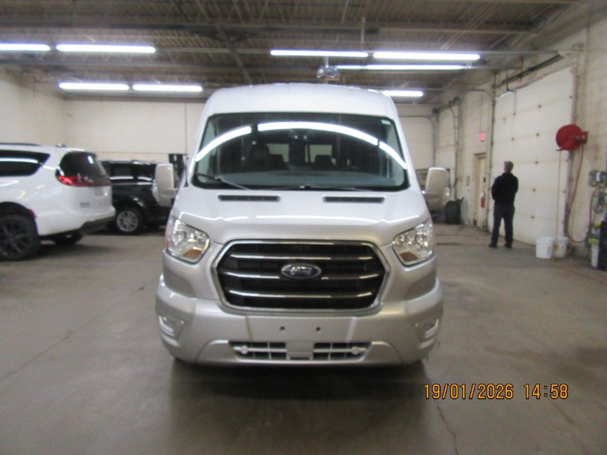 Silver Ford T250 image number 13