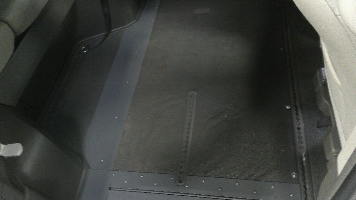 2015 TOYOTA SIENNA - Image 10