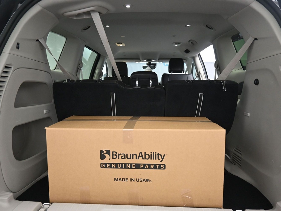 Used 2024 Chrysler Pacifica Touring L - BraunAbility Side Entry In Floor Automatic Ramp