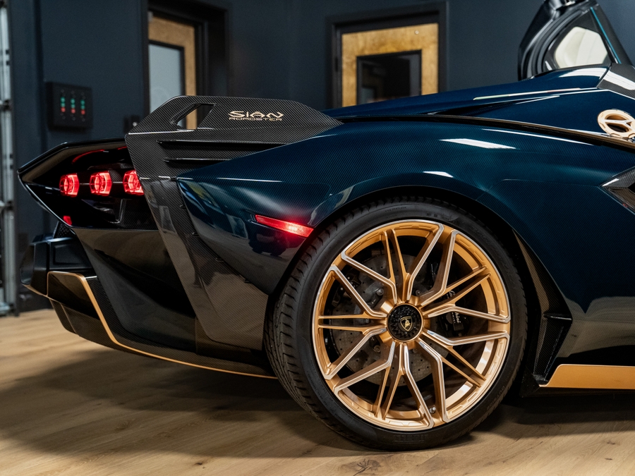 2021 Lamborghini Sian