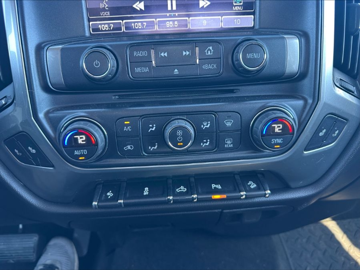 2016 CHEVROLET SILVERADO - Image 22