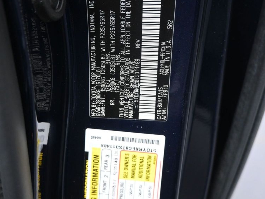 New 2026 Toyota Sienna Hybrid XLE Base - BraunAbility Side Entry Fold Out Automatic Ramp