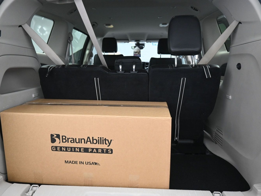 Used 2023 Chrysler Pacifica Touring L - BraunAbility Side Entry Fold Out Automatic Ramp