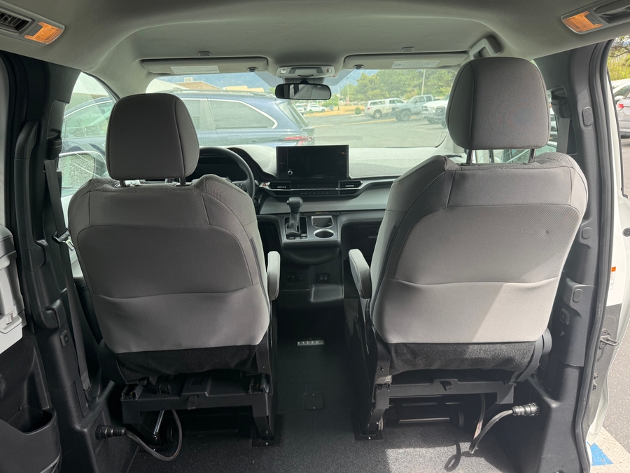 Used 2025 Toyota Sienna Hybrid LE - VMI Side Entry Entry In Floor Automatic Ramp