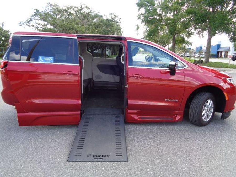 Used 2024 Chrysler Pacifica Touring L - BraunAbility Side Entry Entry In Floor Automatic Ramp