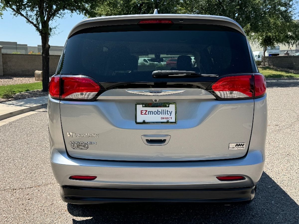 2020 CHRYSLER VOYAGER - Image 14