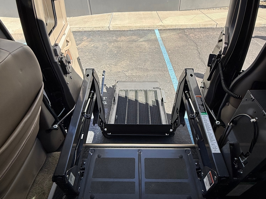 Used 2019 Chevrolet Express 2500 3dr Cargo Van - OTH Side Entry Lift Automatic Ramp