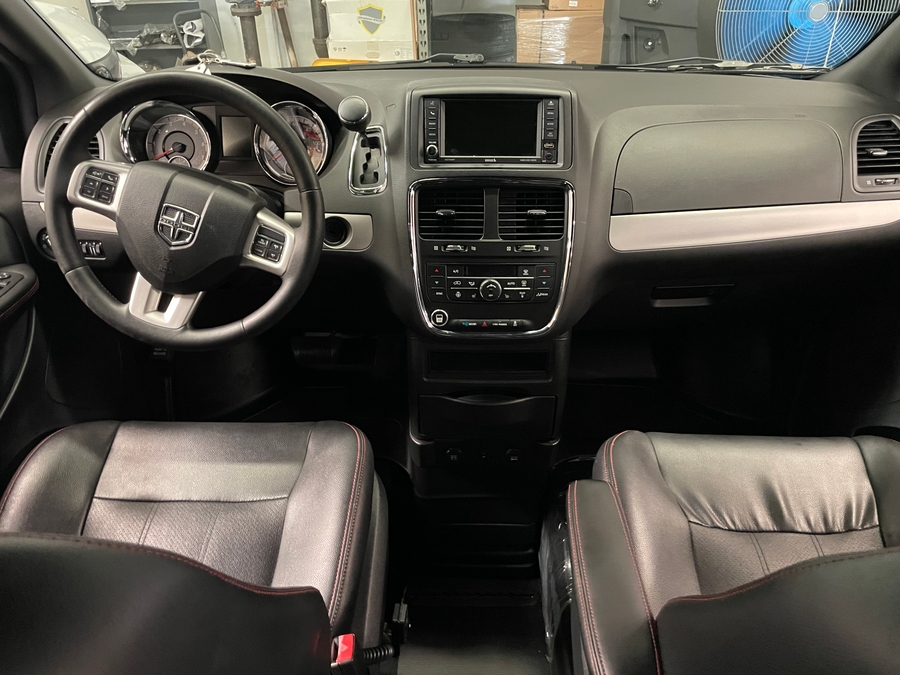 Used 2018 Dodge Grand Caravan GT - BraunAbility Side Entry Fold Out Automatic Ramp