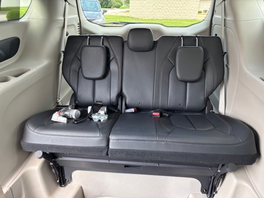Used 2019 Chrysler Pacifica Touring L Plus - BraunAbility Side Entry Entry Fold Out Automatic Ramp