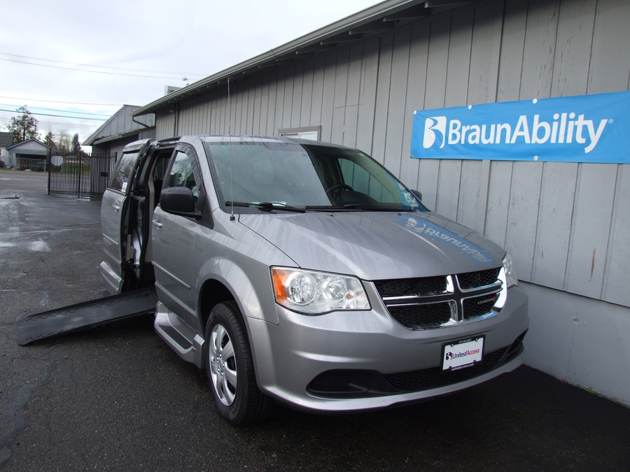 2015 Dodge Grand Caravan SE's photo