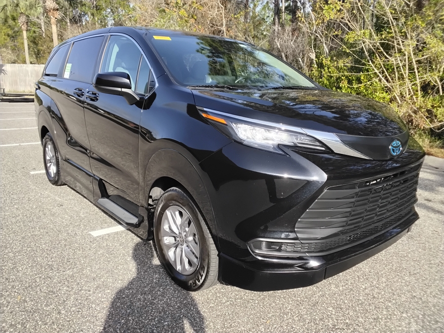 Black Toyota Sienna with Side Entry Automatic In Floor ramp