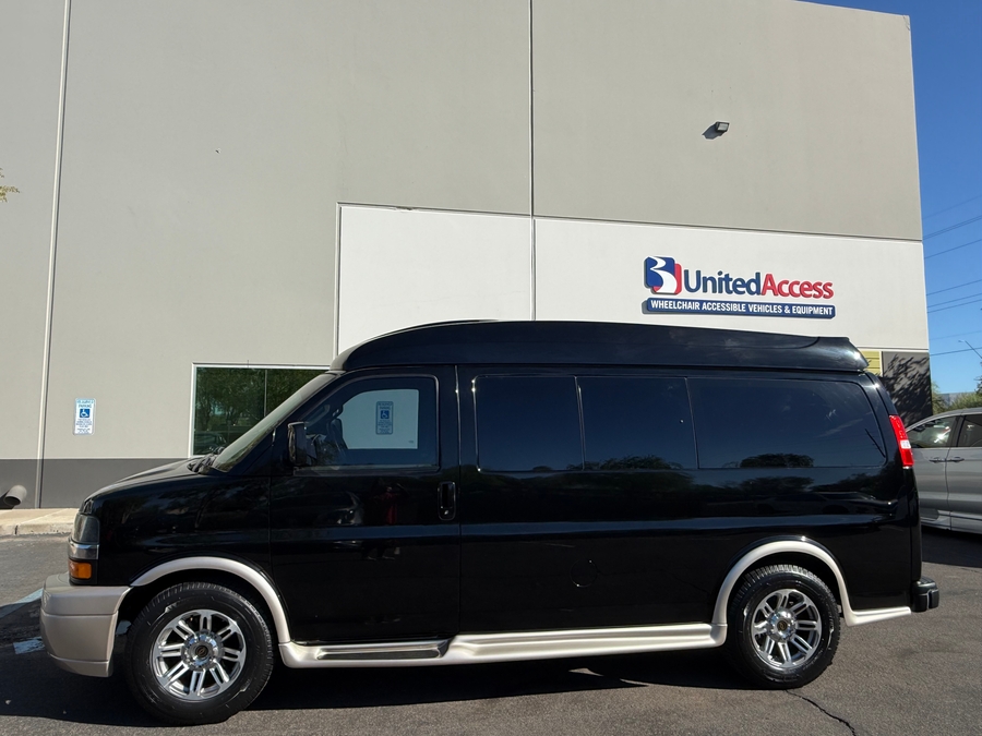 Used 2019 Chevrolet Express 2500 3dr Cargo Van - OTH Side Entry Lift Automatic Ramp