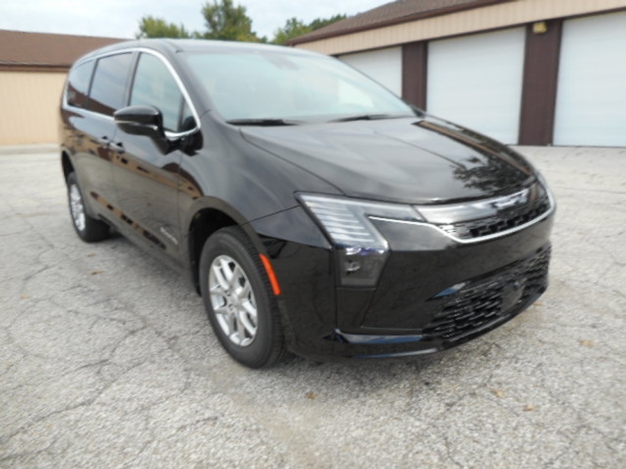 Black Chrysler Pacifica image number 8
