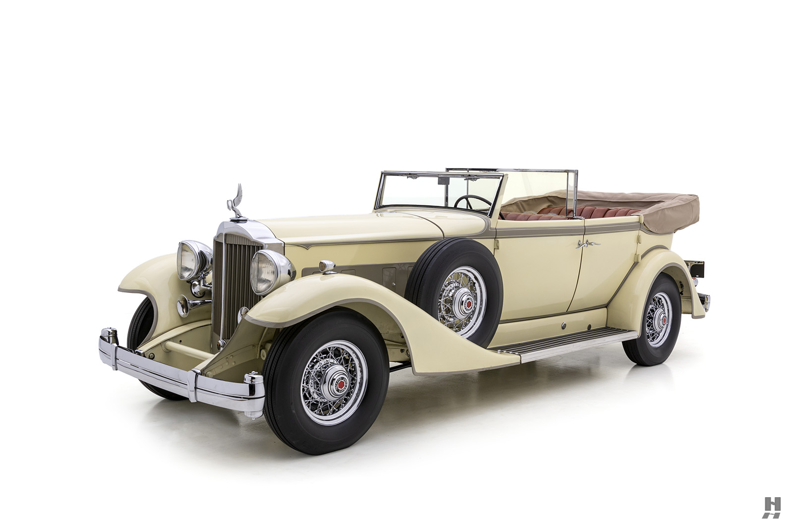 1933 Packard Super Eight Convertible Sedan |