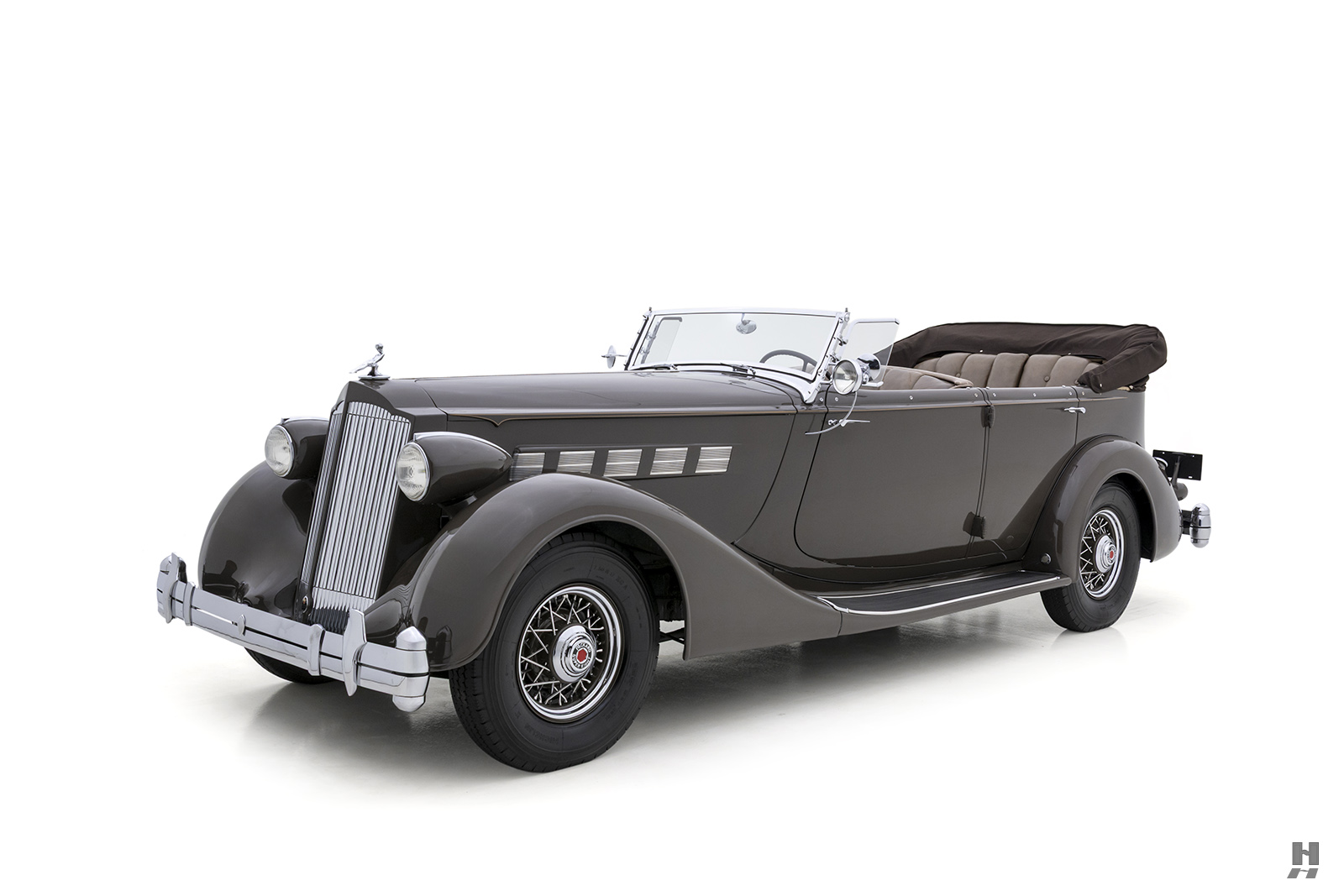 1936 Packard Super Eight |