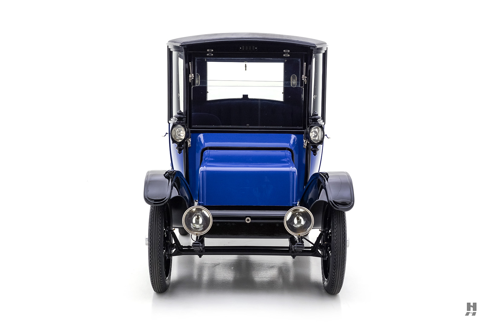 Photo of the Car