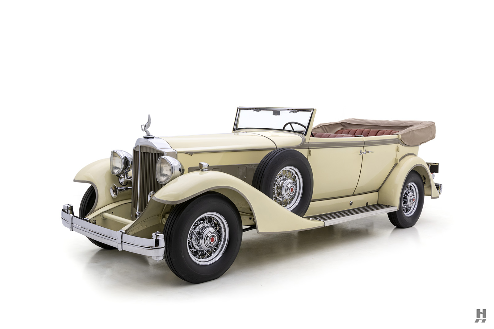 1933 Packard Super Eight Convertible Sedan |