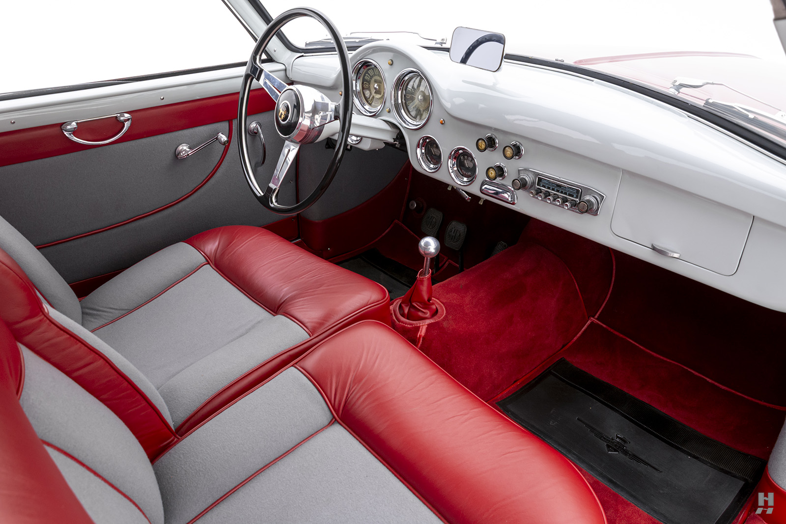 Photo of the Car