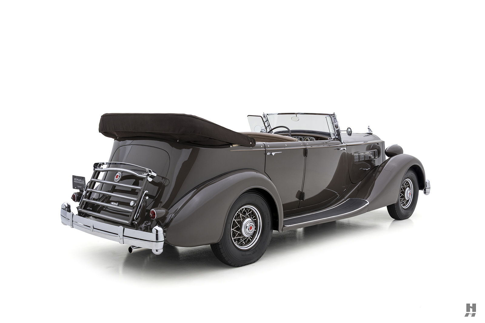 1936 Packard Super Eight |