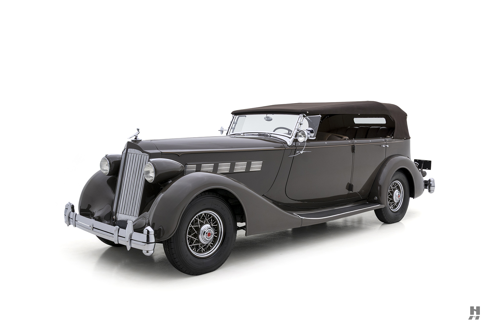 1936 Packard Super Eight |