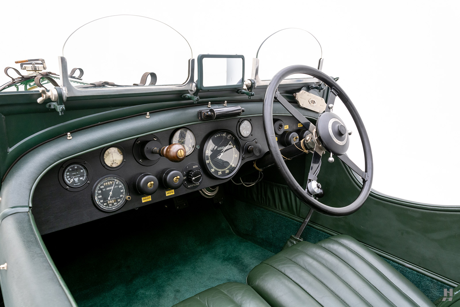 Photo of the Car