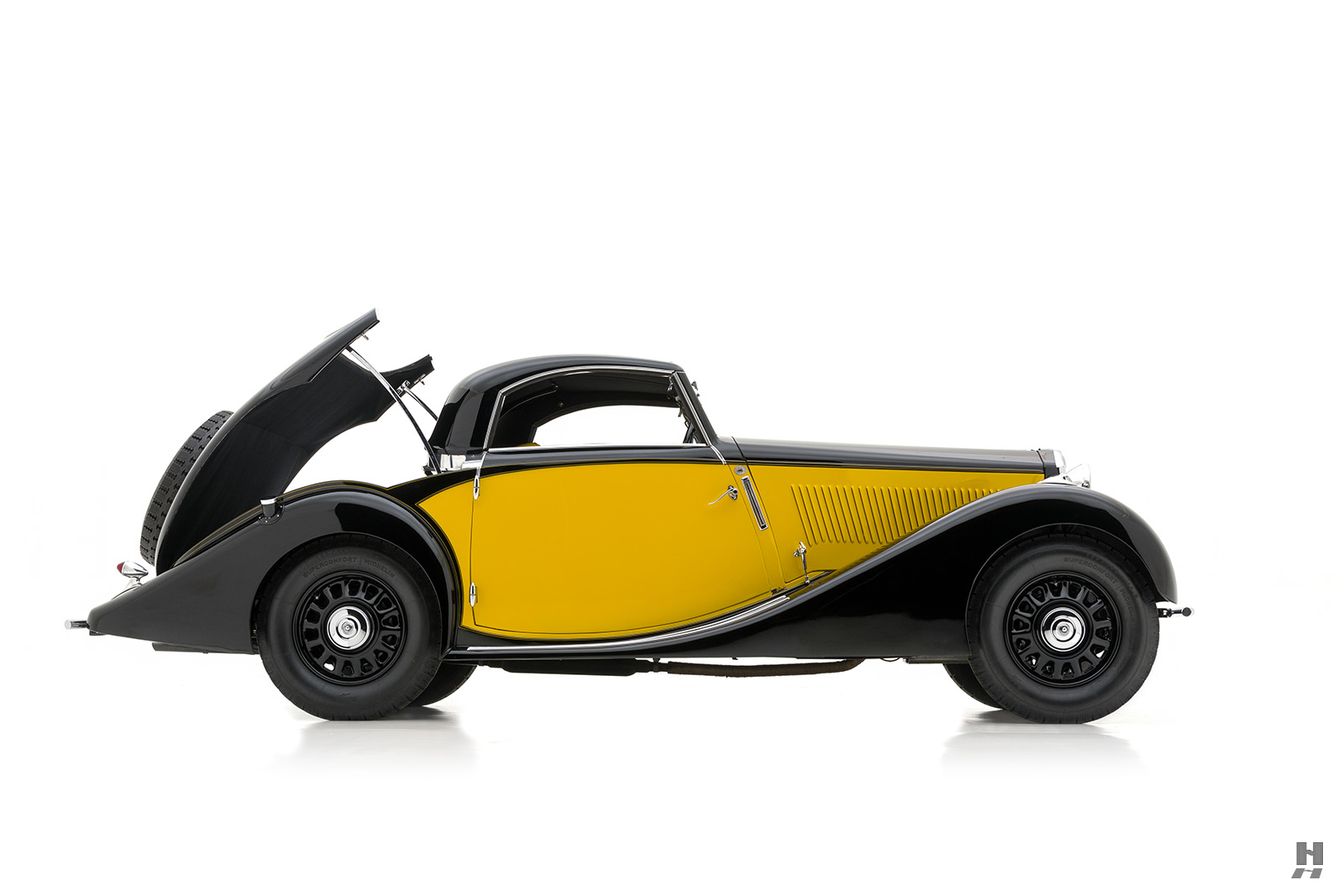 Photo of the Car