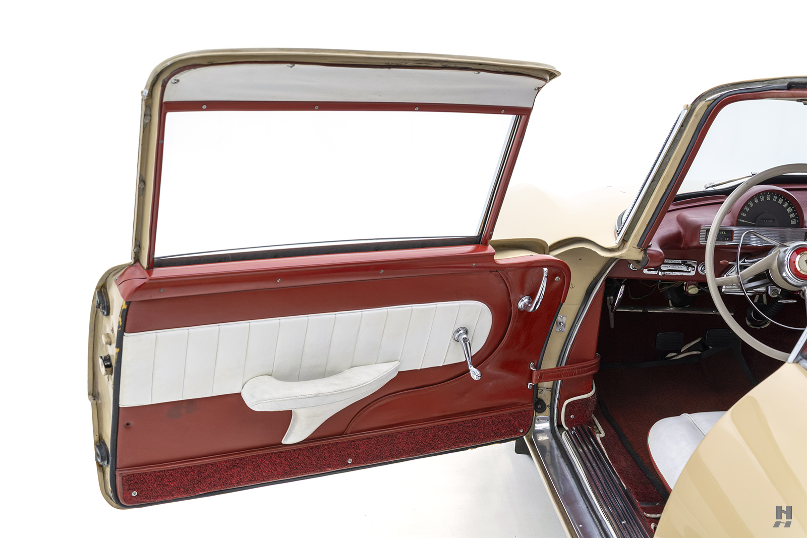 Photo of the Car
