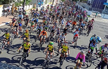 O passeio iniciou na Praça Major Benício Viana – mesmo local de encerramento – e se estendeu com uma trilha pela zona rural