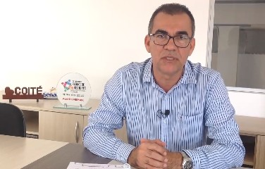  Assis fez um breve pronunciamento em vídeo divulgado pela sua assessoria