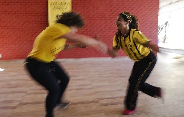 Prática pode incentivar resgate da identidade racial