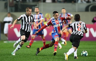 Com o resultado, o Tricolor subiu, neste momento, para a 11ª colocação na tabela
