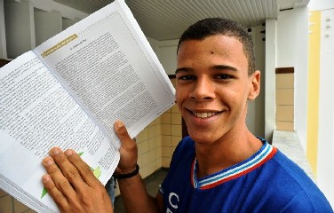 Poderão participar professores, estudantes e gestores das redes públicas e privada, além de representantes de diferentes instituições educacionais e da sociedade civil.