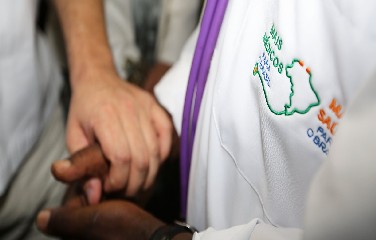 País manda profissionais para o Brasil desde o início do programa, em 2013 , em meio a polêmica sobre diploma e salários. 