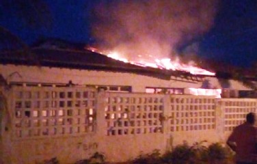 Escola é alvo de incêndio em Rodelas, no norte da Bahia 