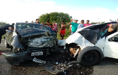 Colisão entre veículos 