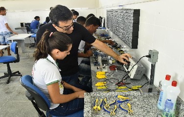 Estado abre inscrições para 10 mil vagas da Educação Profissional