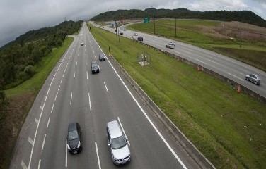 Governo Bolsonaro anunciou que os aparelhos serão retirados das estradas conforme seus contratos de operação terminem