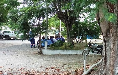 Funcionários de empresa terceirizada da Embasa paralisam atividades em Coité